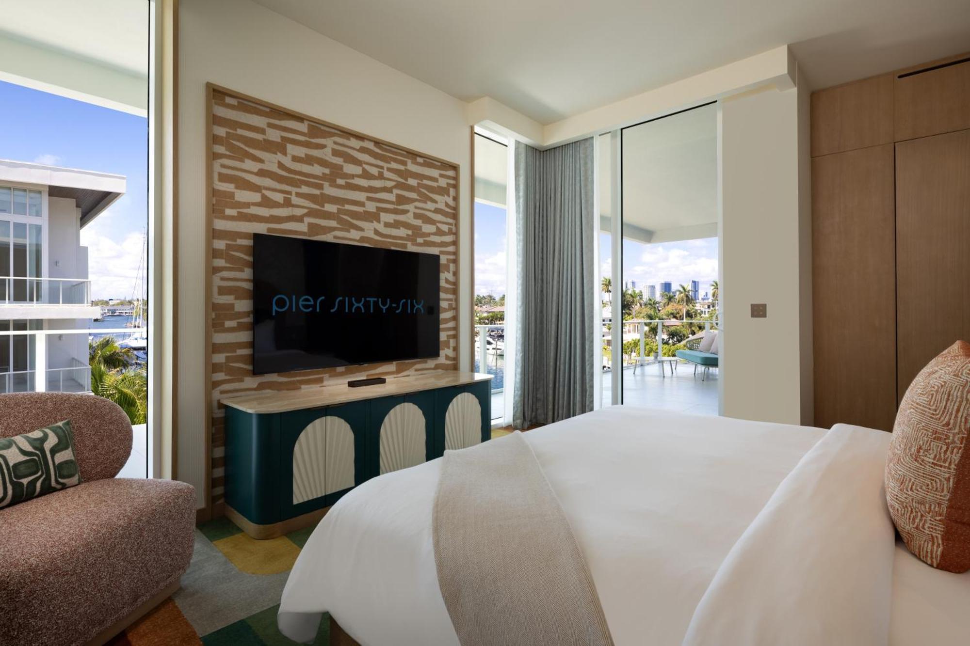 Pier Sixty-Six Hotel Fort Lauderdale Exterior photo