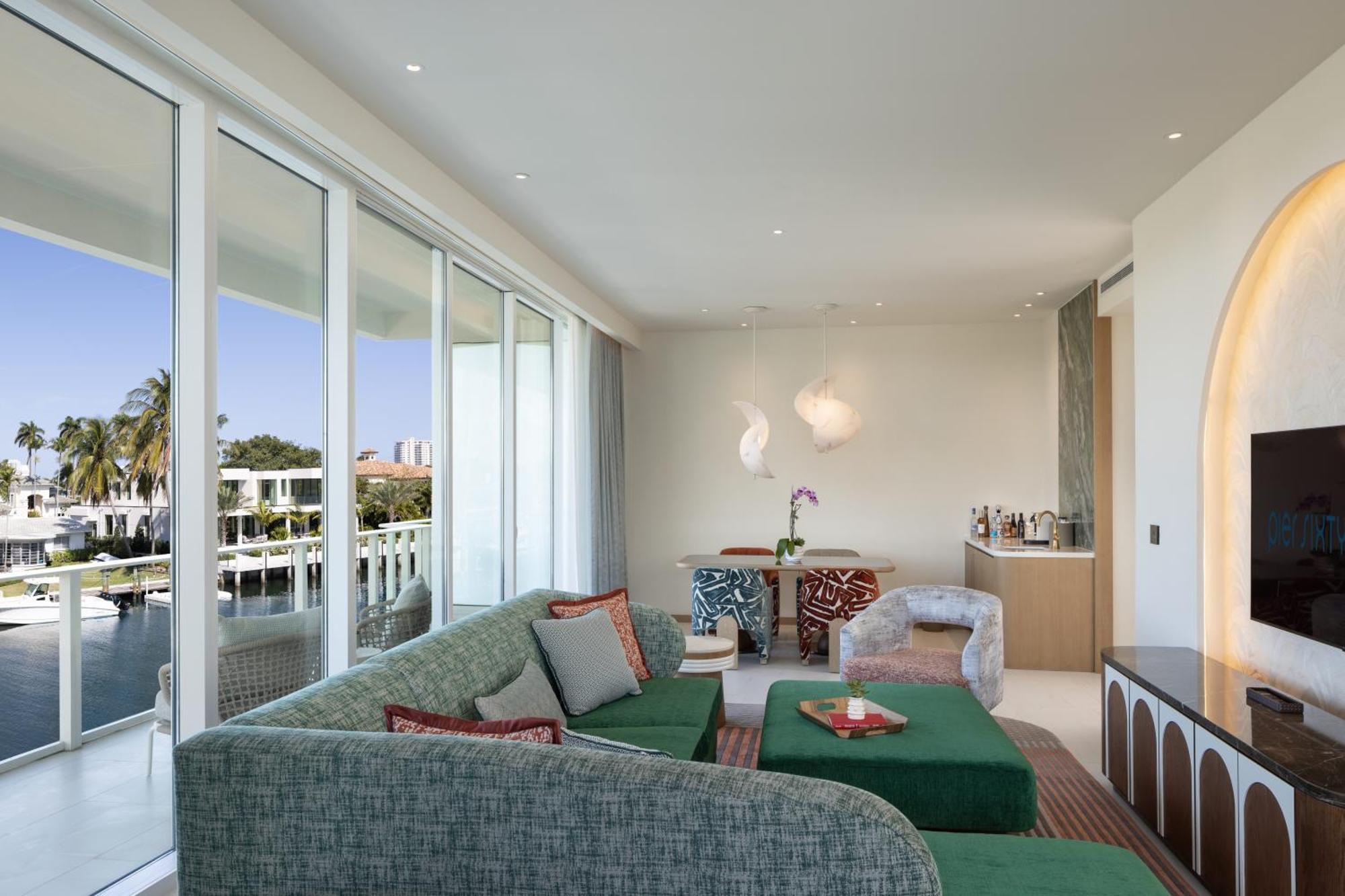Pier Sixty-Six Hotel Fort Lauderdale Exterior photo