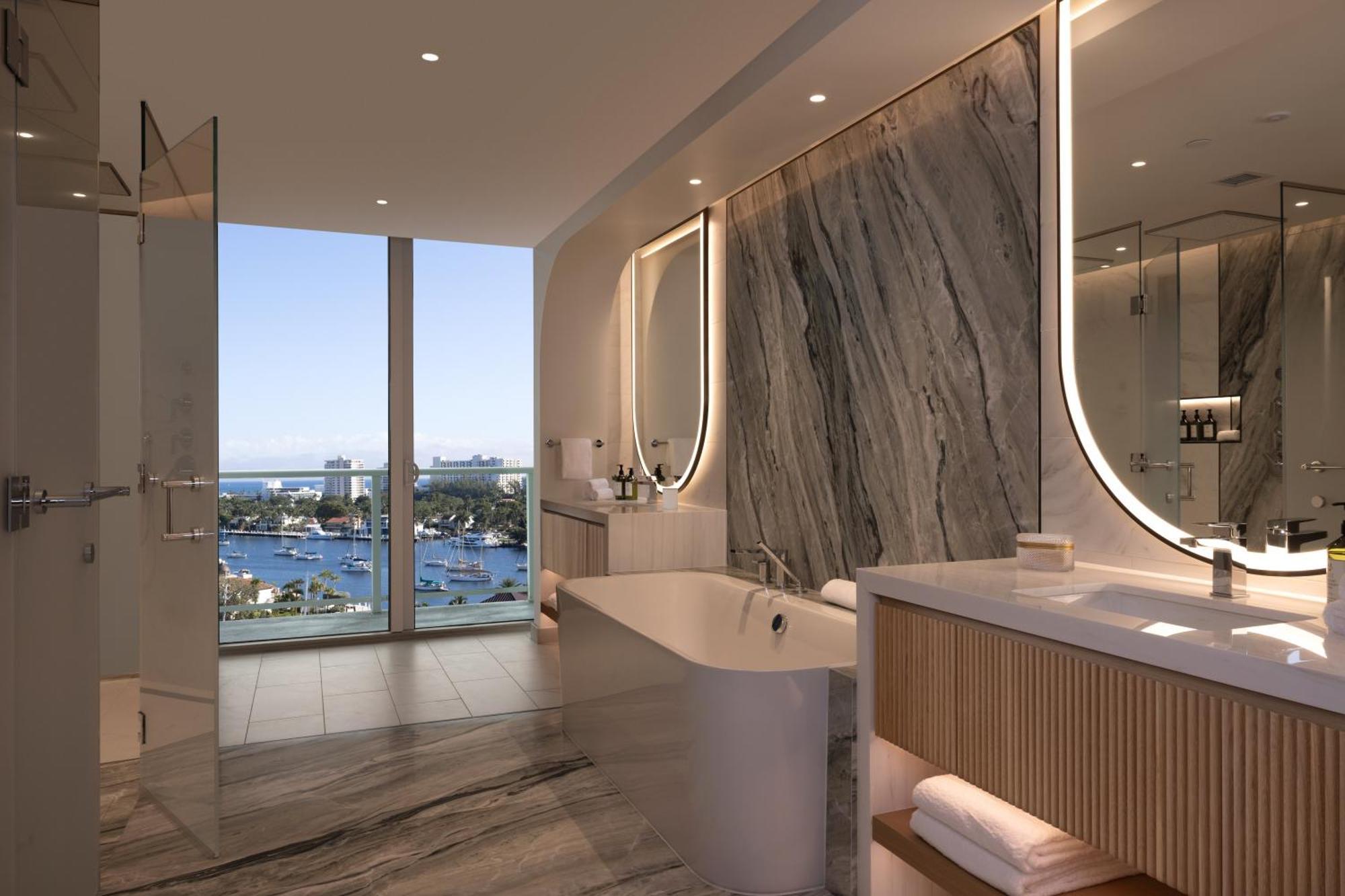 Pier Sixty-Six Hotel Fort Lauderdale Exterior photo