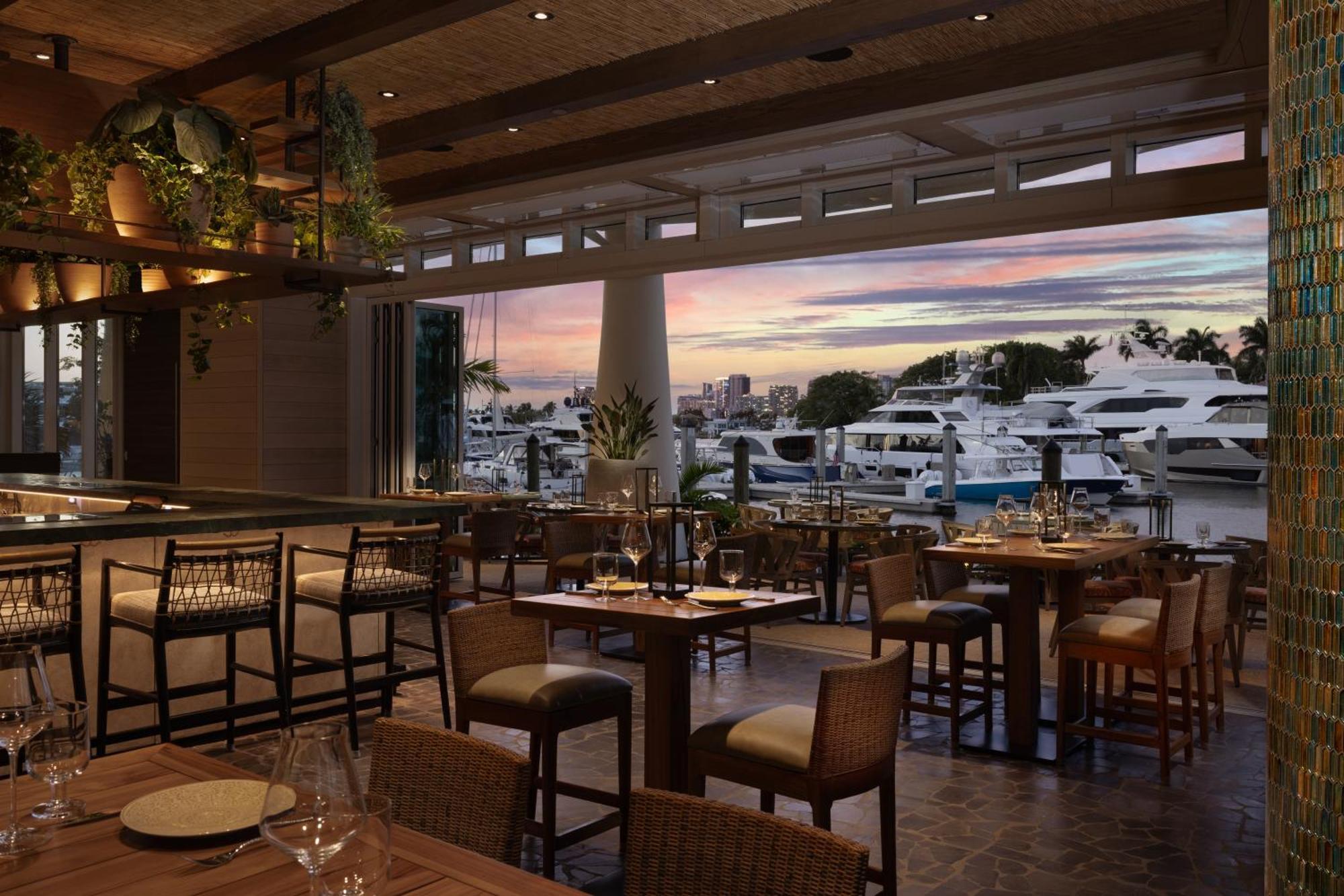 Pier Sixty-Six Hotel Fort Lauderdale Exterior photo