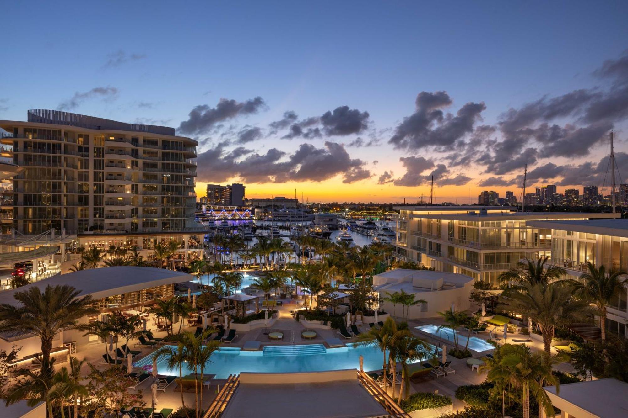 Pier Sixty-Six Hotel Fort Lauderdale Exterior photo
